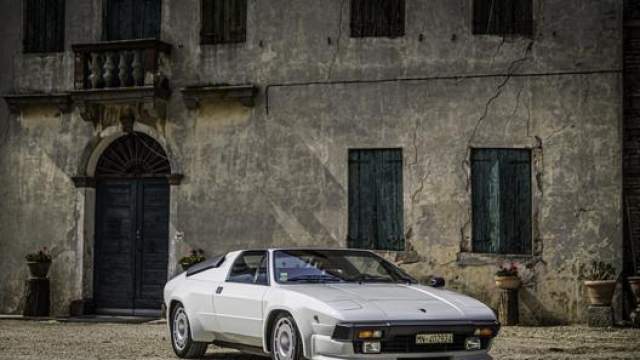 La berlinetta GT fu l’ultima con il V8 da 3,5 l e una potenza di 255 Cv, prodotta in 420 unità fino al 1987