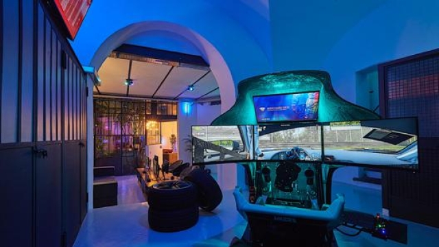 Il simulatore della Sim-Racing Room targato Mercedes