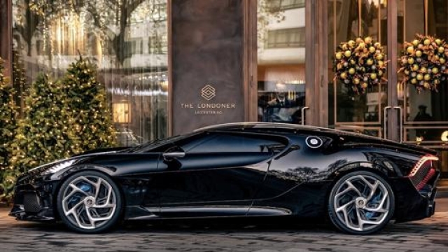 Bugatti La Voiture Noire può toccare i 420 km/h