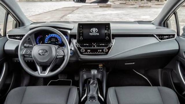 Gli interni di Toyota Corolla Sport Hybrid