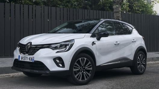 La Renault Captur E-Tech in promozione a settembre 2021