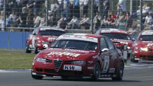 L’Alfa Romeo 156 guidata dal pilota abruzzese nel 2005