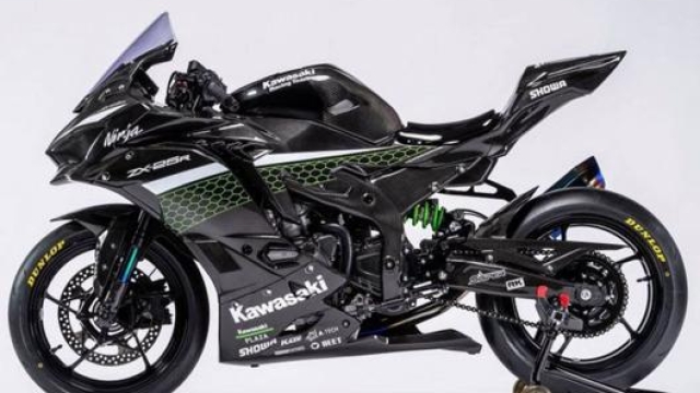 Kawasaki sembra intenzionata a lanciare un monomarca con protagonista la duemmezzo a quattro cilindri