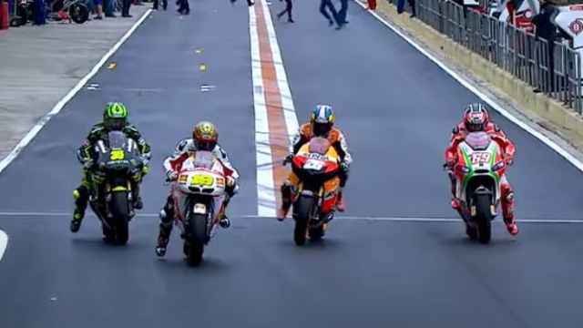 Da sinistra: Cal Crutchlow, Alvaro Bautista, Dani Pedrosa, che conquisterà una memorabile vittoria, e Nicky Hayden  ( @MotoGP)