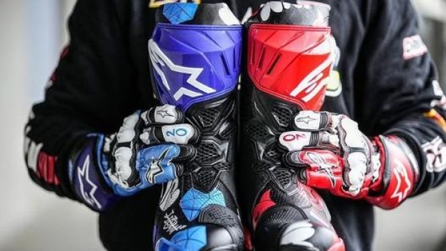 Stivali e guanti utilizzati da Fabio Quartararo a Le Mans (foto @alpinestars)
