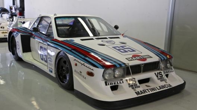 Lancia Beta Montecarlo Turbo nel garage di Monza. G. Masperi
