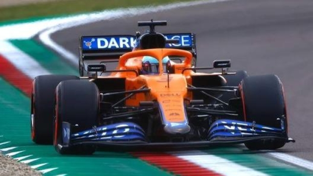 Ricciardo è alla sua prima stagione in McLaren. In precedenza ha gareggiato con Hrt, Toro Rosso, Red Bull e Renault (foto @danielricciardo)