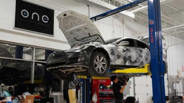 La Tesla Model S ha potuto viaggiare per quasi 14 ore durante i test a una velocità media di 88,5 km/h, percorrendo più di 1.210 km