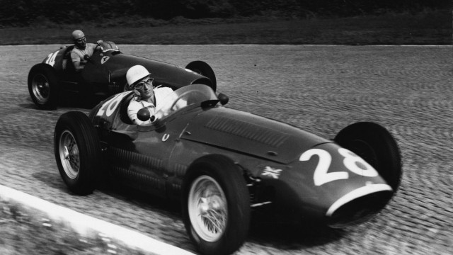 Stirling Moss in a Maserati in action in the Grand Prix at Monza, 1954.    (Photo by Hulton Archive/Getty Images)