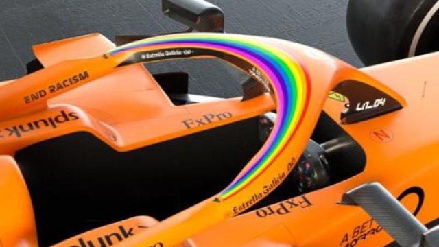 L’arcobaleno anti-discrimonazioni sulla McLaren