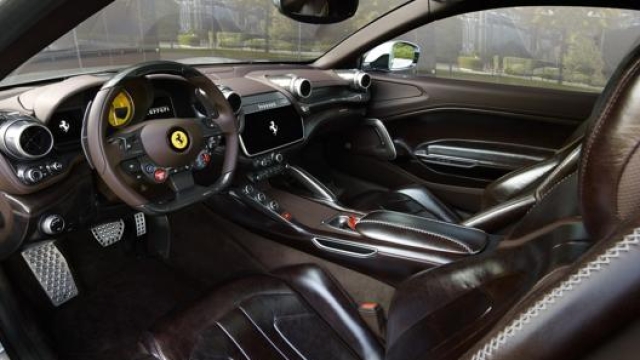 Gli interni della Ferrari BR20