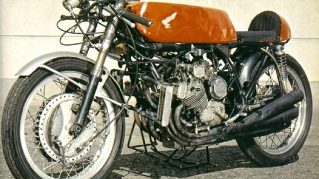 La Honda RC166 250 6 cilindri