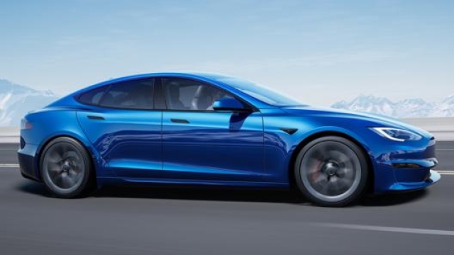 L’ammiraglia delle elettriche di Tesla, la Model S