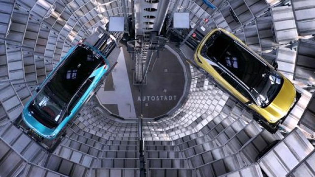 La Volkswagen ha pianificato  più di  110 miliardi di dollari di investimenti in EV e batterie