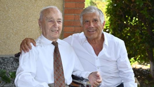 Ruggero Mazza festeggia il secolo di vita con Giacomo Agostini, 78. Milagro
