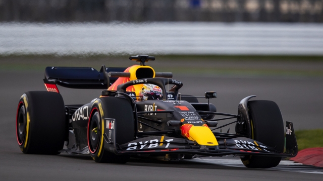 The Oracle Red Bull Racing RB18 during the Oracle Red Bull Racing Filming Day at Silverstone Circuit, United Kingdom on February 17, 2022  // Getty Images / Red Bull Content Pool // SI202202230148 // Usage for editorial use only //