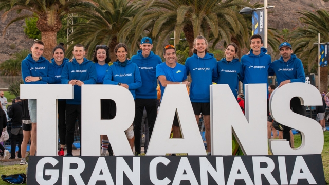 Il team Brooks a Gran Canaria (foto Marco Gulberti)