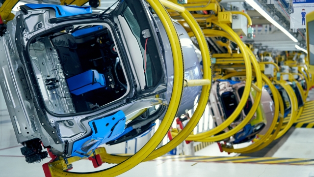 L'impianto di Mirafiori sarà riconvertito per la produzione di automobili elettriche
