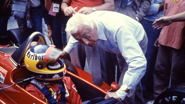©LaPresse
Archivio storico
Sport
Anni 80
Michele Alboreto
Nella foto: il pilota della Ferrari Michele Alboreto con Gianni Agnelli