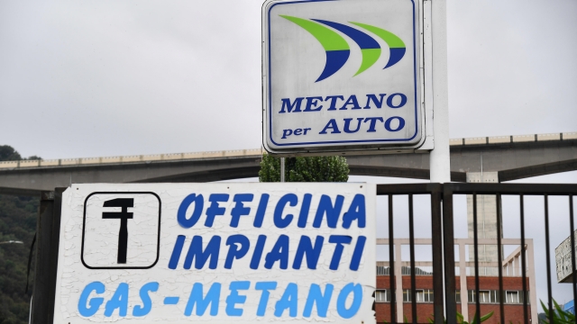 Un distributore di Gas Metano. Negli ultimi tempi i prezzi di Gas Metano e Gpl sonon aumentati. Genova, 04 ottobre 2021. ANSA/LUCA ZENNARO