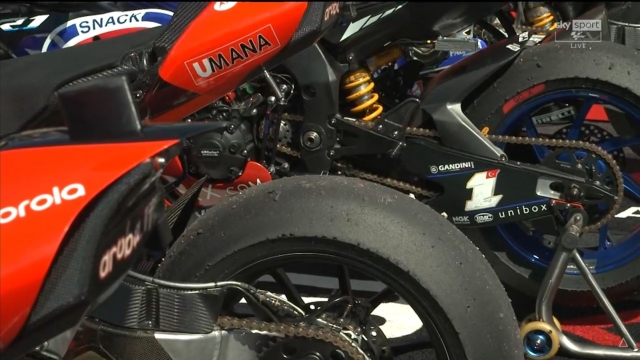 Le gomme Pirelli posteriori SCX di sviluppo utilizzate dalle Ducati