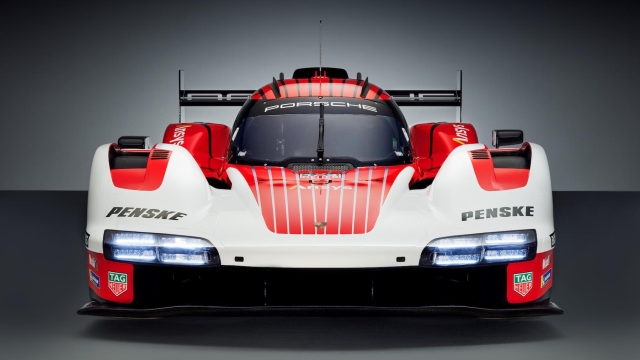 Il team Porsche Penske Motorsport debutterà in gara con la Lmdh nel 2023