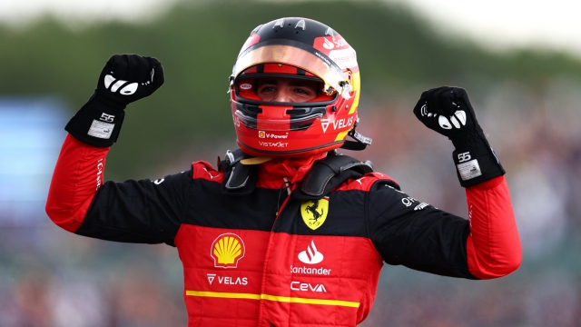 NORTHAMPTON, ENGLAND - JULY 03: Race winner Carlos Sainz of Spain and Ferrari celebrates in parc ferme during the F1 Grand Prix of Great Britain at Silverstone on July 03, 2022 in Northampton, England. (Photo by Clive Rose/Getty Images)