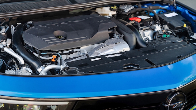 Il motore della Opel Astra Sports Tourer