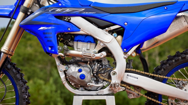 Completamente rivisto il motore della Yamaha YZ450F model year 2023