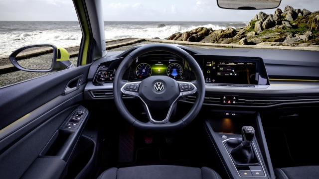 La plancia di Volkswagen Golf