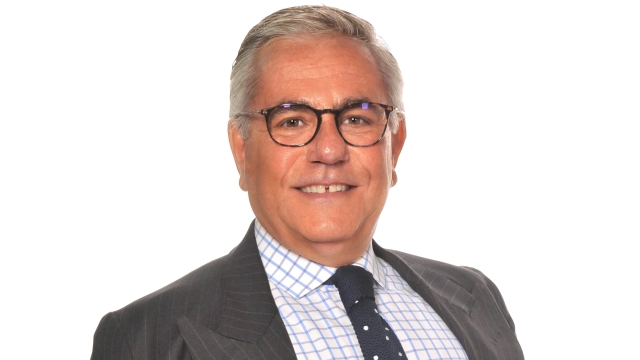 Il il Dr. Giovanni Notarbartolo di Furnari, Managing Director Peugeot Motocycles Italia