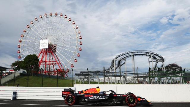 SUZUKA, JAPAN - OCTOBER 08: Max Verstappen of the Netherlands driving the (1) Oracle Red Bull Racing RB18 in the Pitlane during qualifying ahead of the F1 Grand Prix of Japan at Suzuka International Racing Course on October 08, 2022 in Suzuka, Japan. (Photo by Peter Fox/Getty Images )