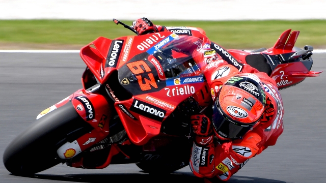 Ducati Lenovo's Italian rider Francesco Bagnaia rides his bike during the qualifying session in Phillip Island on October 15, 2022, ahead of Australian MotoGP Grand Prix. (Photo by Paul CROCK / AFP)