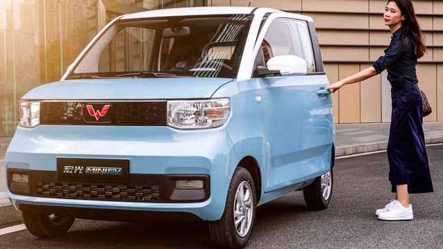 La HongGuang Mini EV, venduta in Cina all'equivalente di 5.000 euro