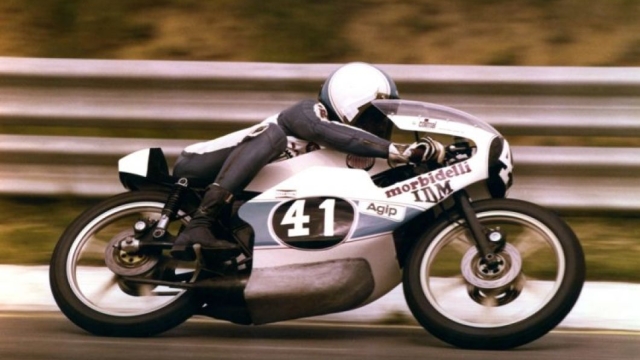 Morbidelli ha vinto quattro titoli iridati tra il 1975 e il 1977, nelle classi 125 e 250