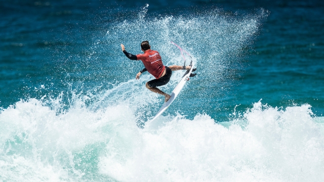 Leonardo Fioravanti fino ad ora è il più alto rappresentante del surf italiano. Ph. Thiago Diz/World Surf League