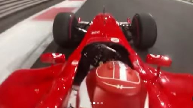 Charles Leclerc al volante della Ferrari F2003 GA