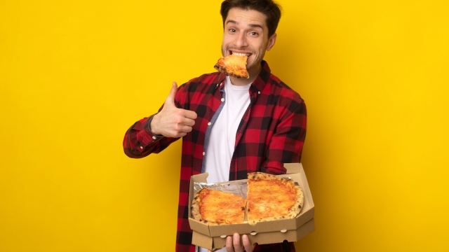 Mangiare pizza a dieta non fa ingrassare