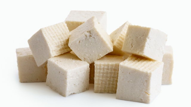 Ricette Tofu marinato in padella o affumicato