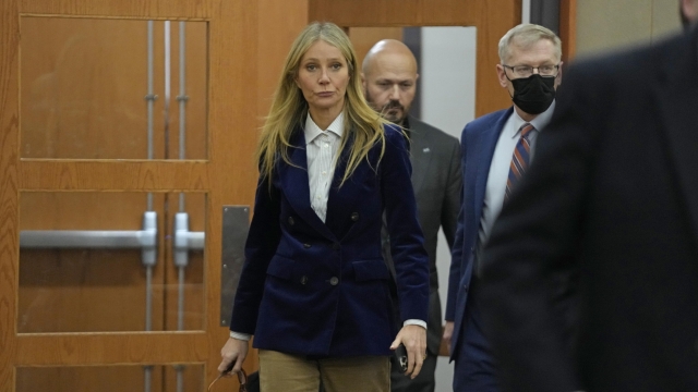epa10551497 Gwyneth Paltrow walks in to the courtroom before the reading of the verdict in the trial over her 2016 ski collision with 76-year-old Terry Sandersonon the final day of her eight-day trial in Park City, Utah, USA, 30 March 2023. Terry Sanderson was suing Gwyneth Paltrow for 300,000 USD, claiming she recklessly crashed into him while the two were skiing on a beginner run at Deer Valley Resort in Park City, Utah in 2016. The jury found Paltrow not liable.  EPA/Rick Bowmer / POOL