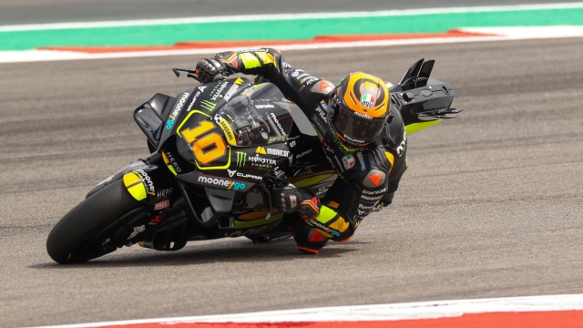 epa10574416 Italian rider Luca Marini Mooney VR46 Racing Team in action during the qualifying round of the MotoGP category for the Motorcycling Grand Prix of The Americas at the Circuit of The Americas in Austin, Texas, USA, 15 April 2023  EPA/ADAM DAVIS