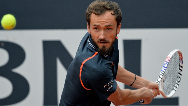 Daniil Medvedev of Russia in action during his men's quarter final match against Yannick Hanfmann of Germany (not pictured) at the Italian Open tennis tournament in Rome, Italy, 18 May 2023.  ANSA/ETTORE FERRARI