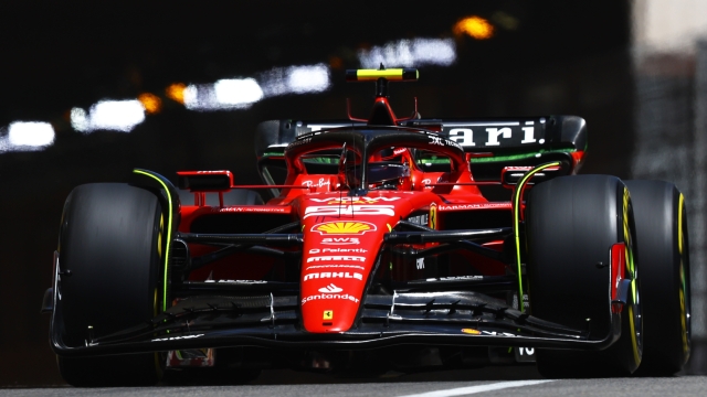 Carlos Sainz in azione a Montecarlo con la Ferrari. GETTY