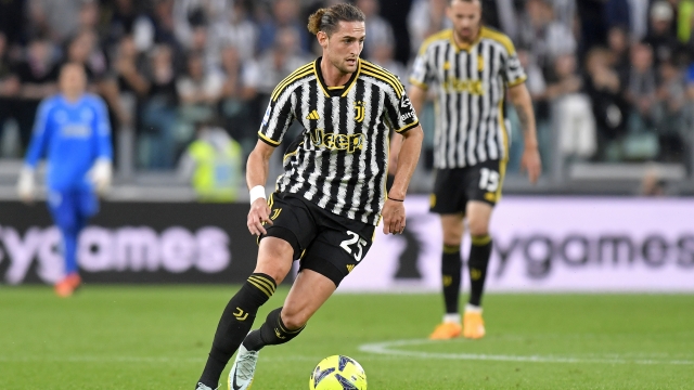 TURIN, ITALY - MAY 28: Adrien Rabiot of Juventus runs with the ball during the Serie A match between Juventus and AC MIlan at Allianz Stadium on May 28, 2023 in Turin, Italy. (Photo by Filippo Alfero - Juventus FC/Juventus FC via Getty Images)