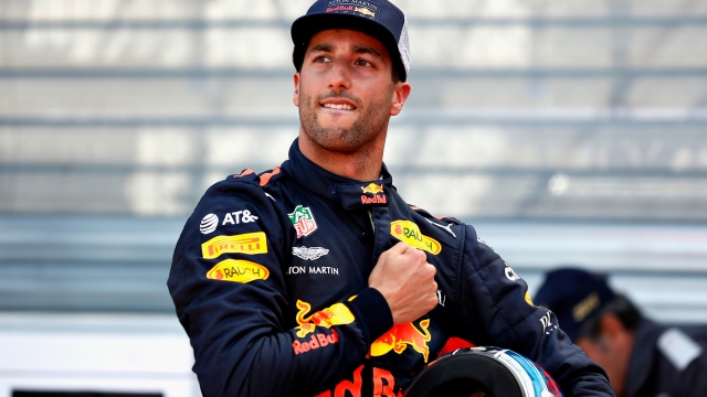 MONTE-CARLO, MONACO - MAY 26:  Pole position qualifier Daniel Ricciardo of Australia and Red Bull Racing celebrates in parc ferme during qualifying for the Monaco Formula One Grand Prix at Circuit de Monaco on May 26, 2018 in Monte-Carlo, Monaco.  (Photo by Will Taylor-Medhurst/Getty Images)