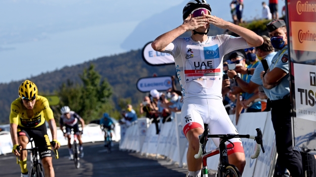 Tour de France 2020 - 107th Edition - 15th stage Lyon - Grand Colombier 174,5 km - 13/09/2020 - Tadej Pogacar (SLO - UAE - Team Emirates) - Primoz Roglic (SLO - Team Jumbo - Visma) - photo POOL David Stockman/Belga/BettiniPhoto©2020