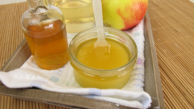 Miele e aceto contro batteri resistenti ad antibiotico