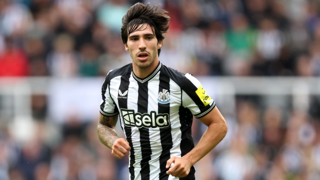 NEWCASTLE UPON TYNE, ENGLAND - AUGUST 05: Sandro Tonali of Newcastle United looks on during  the Sela Cup match between ACF Fiorentina and Newcastle United at St James' Park on August 05, 2023 in Newcastle upon Tyne, England. (Photo by George Wood/Getty Images)