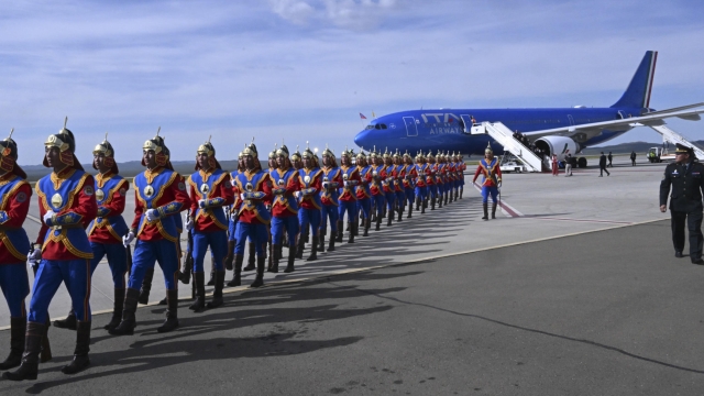 Pope Francis arrives at Chinggis Khaan international airport in the city of Ulaanbataar during his apostolic journey in Mongolia, 1 september 2023 ANSA / Ciro Fusco  (papa, viaggio, aereo ita)
