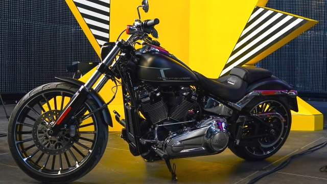 La Harley-Davidson Sportster Breakout sul palco